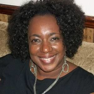 Meet your Posher, Debra